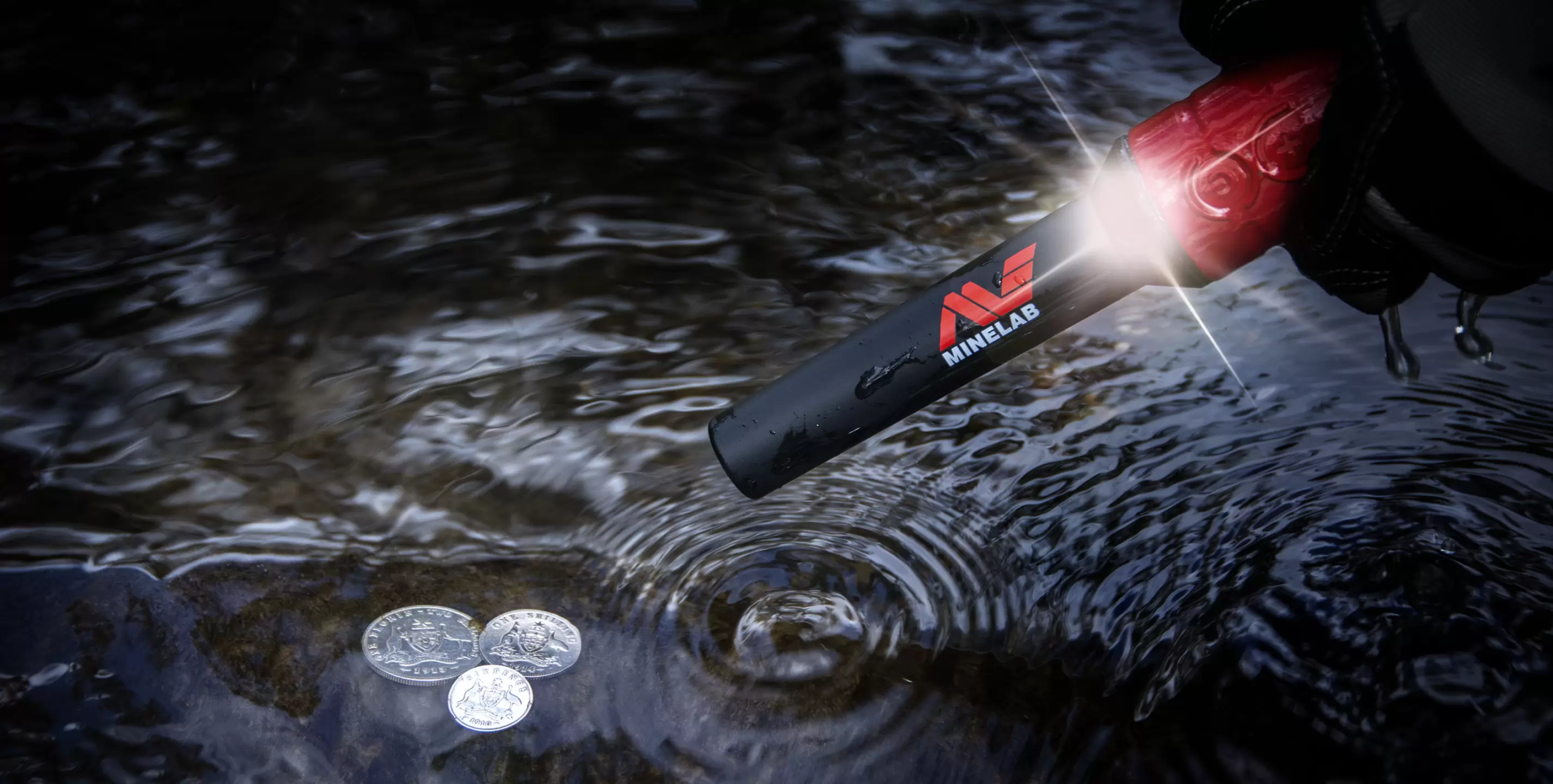 pinpointer-40-banner_lifestyle-c